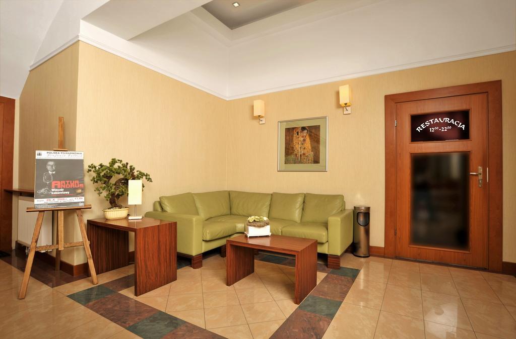 Hotel Staromiejski Slupsk Exterior photo